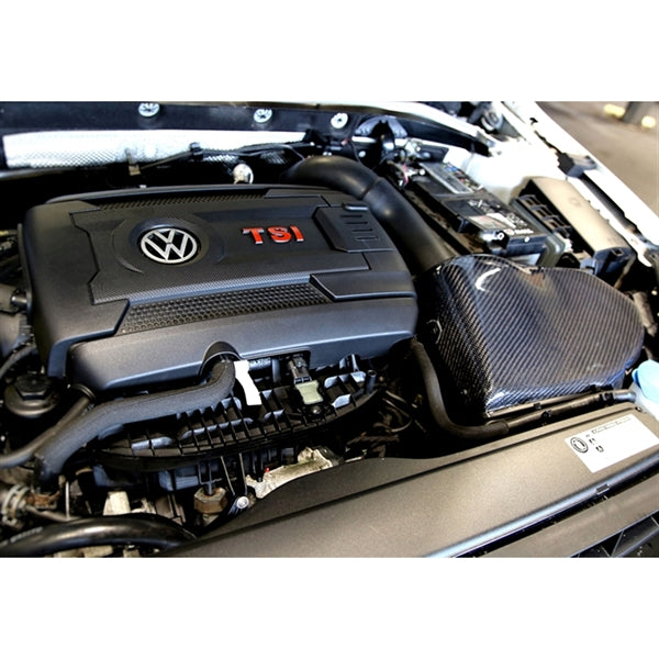TA-Technix Carbon Air Intake Kit til VW Golf 7 med kulfiber luftfilterhus, luftfilter, slanger og klemmetråde i høj kvalitet